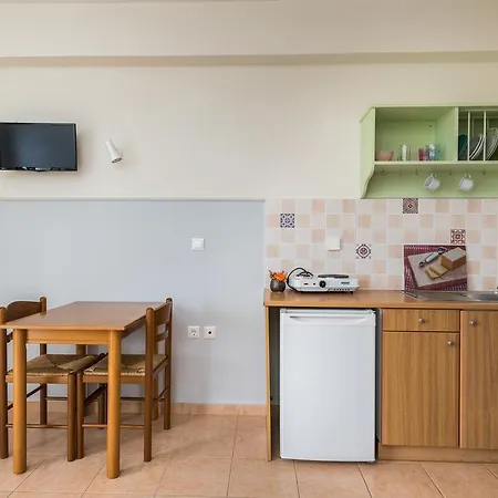 Elaias Gi Aparthotel Mousata