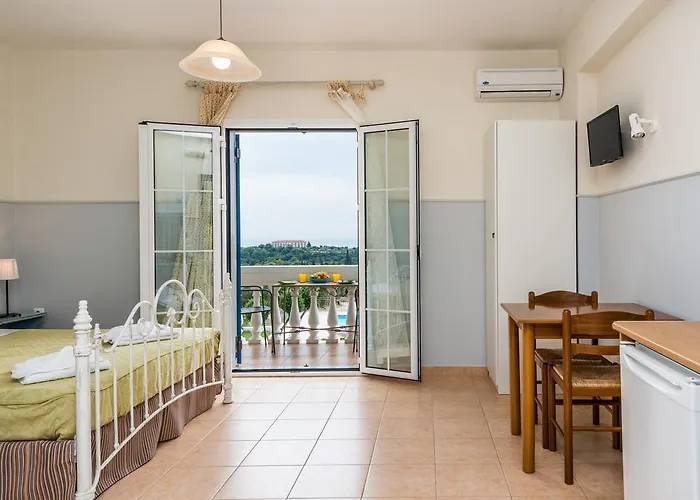 Hotel de apartamente Elaias Gi Mousata