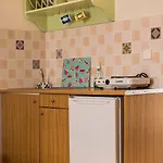 Ξενοδοχείο με διαμερίσματα Elaias Gi