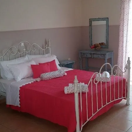 Lejlighedshotel Elaias Gi Mousata