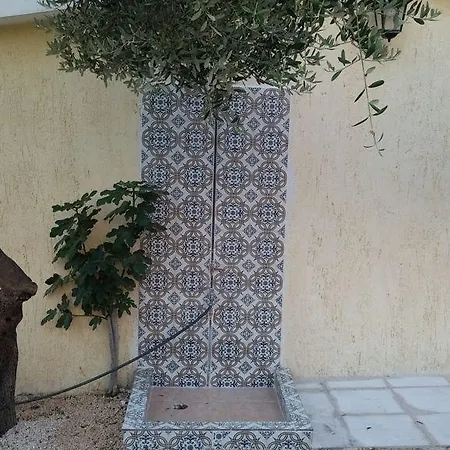 Elaias Gi Lejlighedshotel 4*