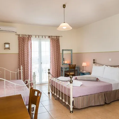 Elaias Gi Lejlighedshotel 4*