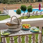 Elaias Gi 4* Mousata